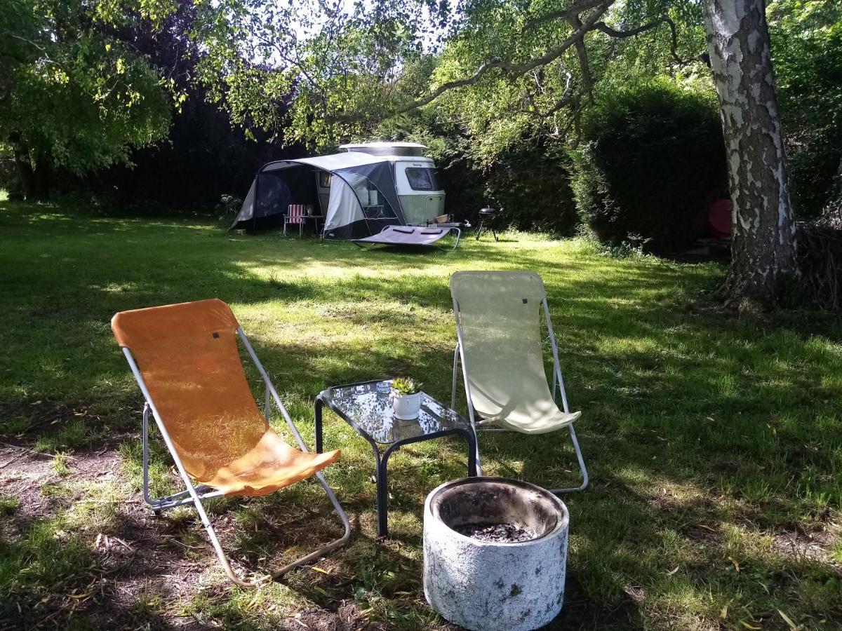 Havre De Paix Au Bords De L'Eure - Divers Hebergements Garennes-sur-Eure Bagian luar foto