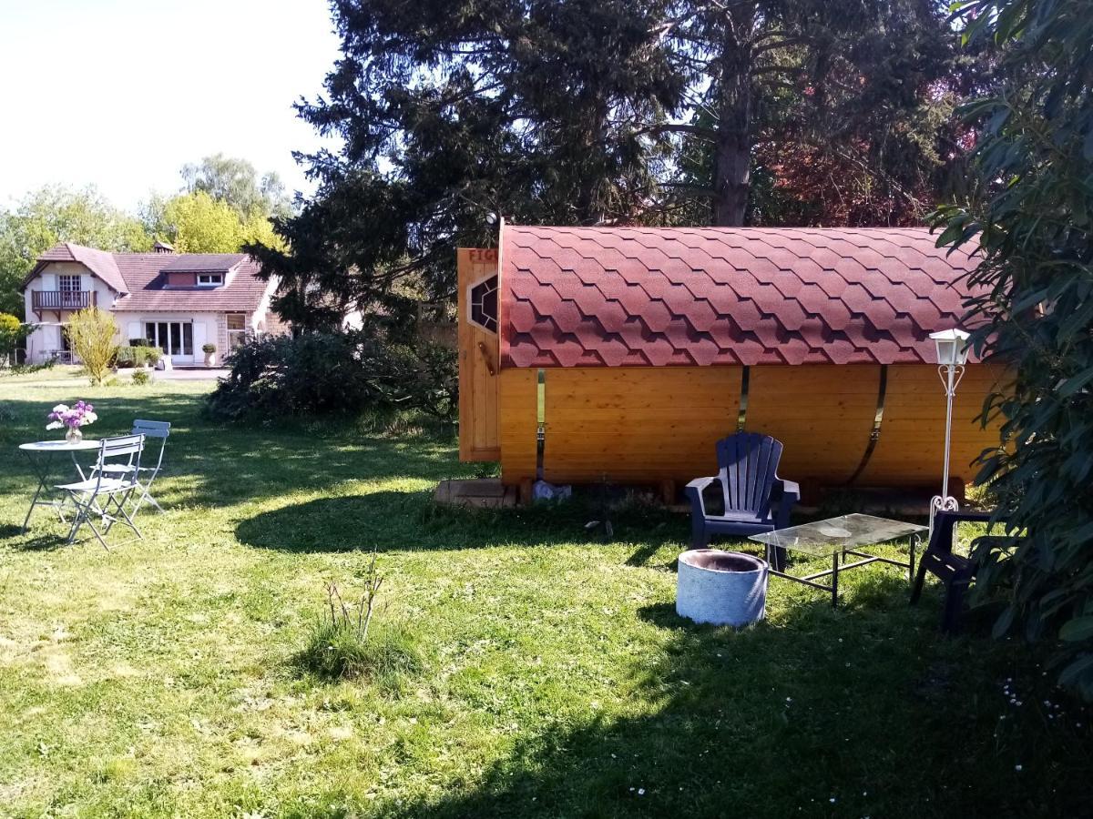 Havre De Paix Au Bords De L'Eure - Divers Hebergements Garennes-sur-Eure Bagian luar foto